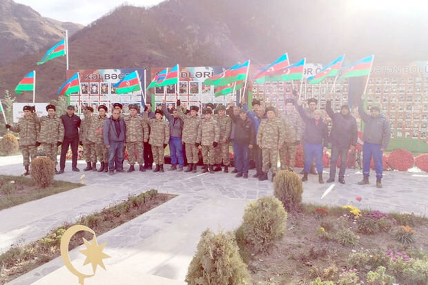 Azərbaycan Ordusunun Kəlbəcərdə yerləşən bölmələrindən birində şəhər günü qeyd edilib - FOTO