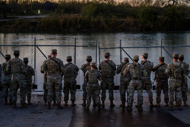 Florida Texasa əlavə qoşun göndərir
