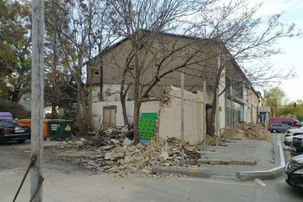 Bakıda söküntü işləri aparılır: "Bir otağa 120 min kompensasiya verilir" - VİDEO