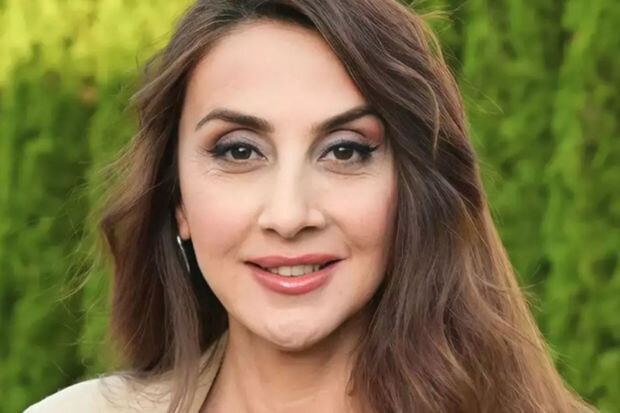 Əməkdar artist Hüsniyyə Mürvətova: "Oğlanlar küçədə arxamca qaçırdılar"