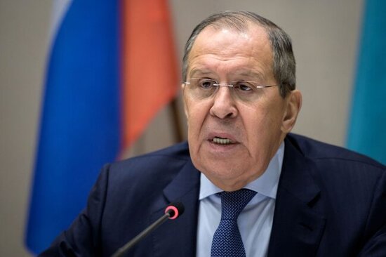"Fransızlar xoruzdur, ona görə də xoruzlanırlar" - Sergey Lavrov