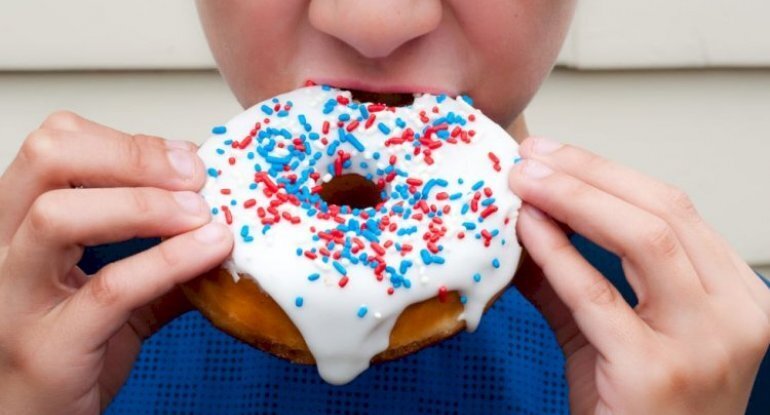 Şəkər asılılığınız var? – Diaqnozu özünüz qoyun