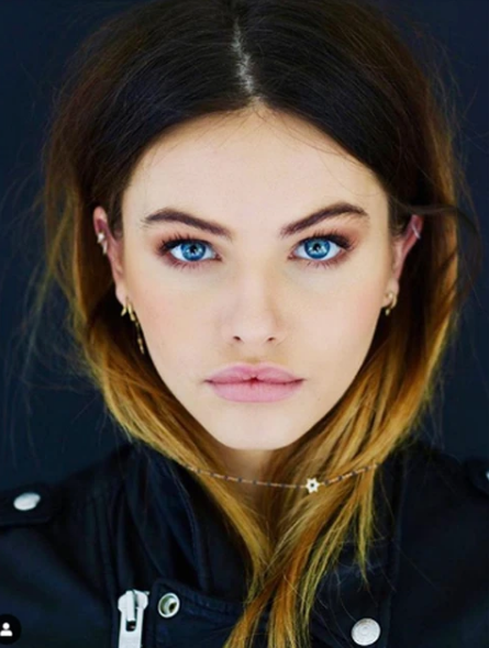 Dünyanın ən gözəl qız uşağının İNDİKİ HALI - FOTOLAR