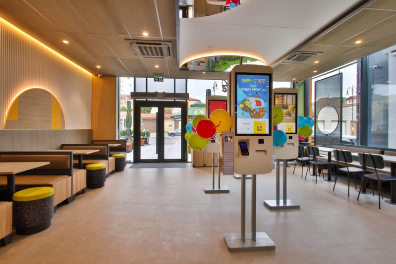 "McDonald’s Azərbaycan" Badamdar qəsəbəsində yeni restoran açıb - FOTO