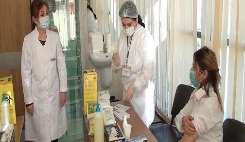 Azərbaycanda neçə nəfər peyvənd olunub?