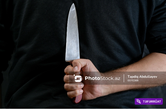 Gəncədəki amansız qətlin təfərrüatı: Əvvəl oboy bıçağı ilə vurub, sonra daşla öldürdü