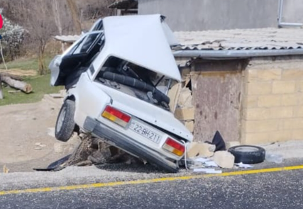 Tətil günlərində yol qəzalarında 10 nəfər ölüb