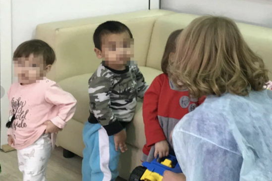 Ərindən intiqam almaq üçün üç uşağını zəhərlədi – HAMISI ÖLDÜ