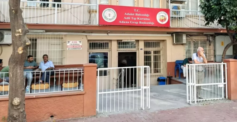 Küçədə başlayan silahlı mübahisə qanla bitdi - VİDEO