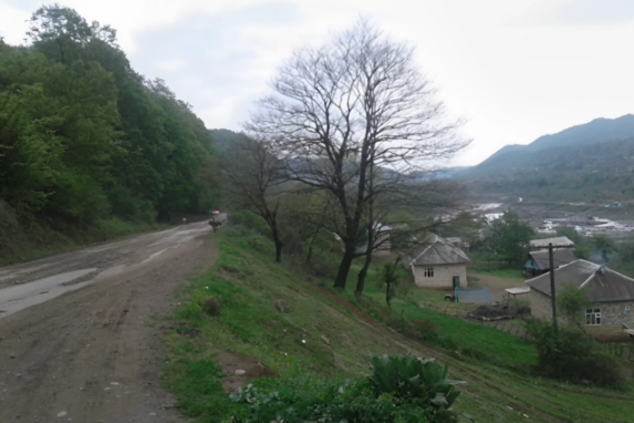 Azərbaycanın cənubu güclü küləyə təslim oldu: Əraziyə ağır texnika cəlb edildi, kəndlər boşaldıldı