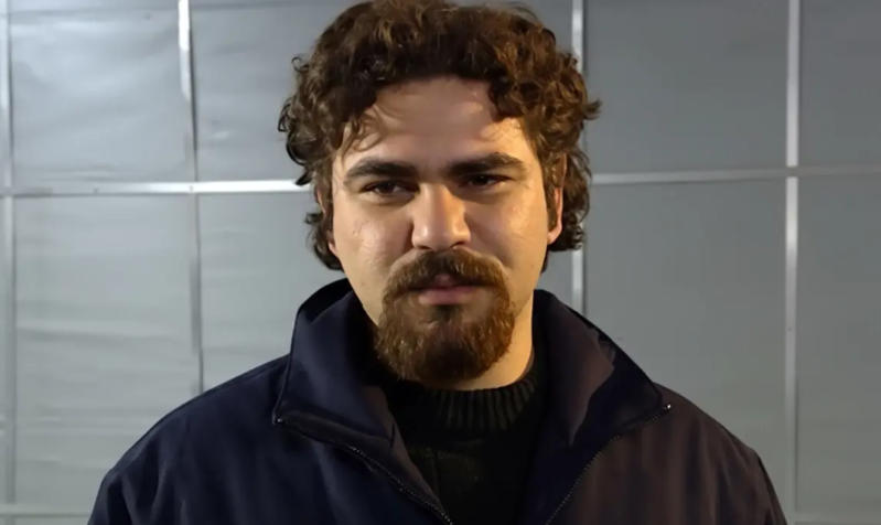 "Kurtlar Vadisi"nin "Güllü"sü son halı ilə gündəm oldu