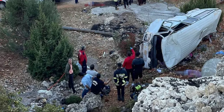 Avtobus qəzasında 4 işçi həyatını itirdi