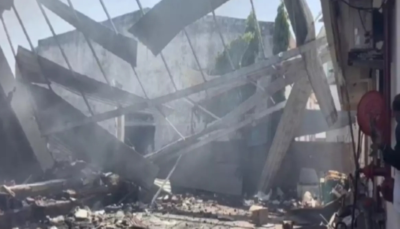 Fişəng fabrikində partlayış baş verdi, 17 nəfər həyatını itirdi