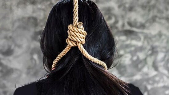 Azərbaycanda dəhşətli hadisə: 6 ayın gəlini asılmış vəziyyətdə tapıldı