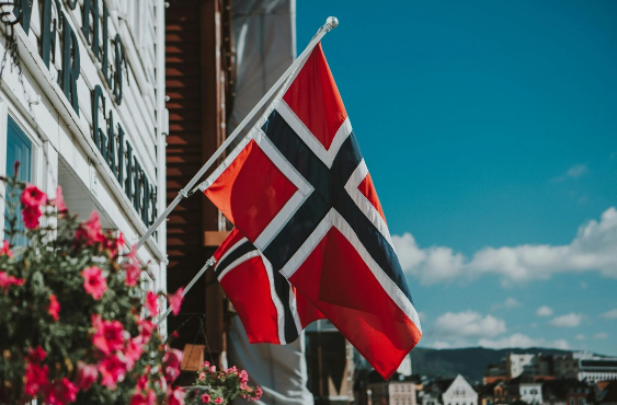 "Həddindən artıq zənginlik" sindromu: Norveçlilər sağlamlıqlarını itirirlər