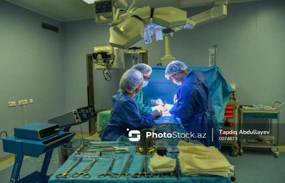 Çində həkim səhvi bir uşağın həyatını məhv edib