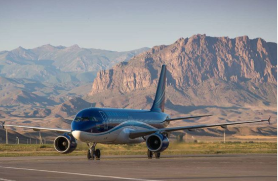 Güclü duman səbəbindən Bakı-Naxçıvan təyyarəsi geri qayıdıb