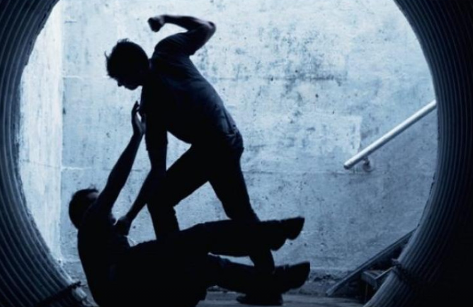 Bakıda atasını döyüb öldürən kişiyə HÖKM OXUNDU