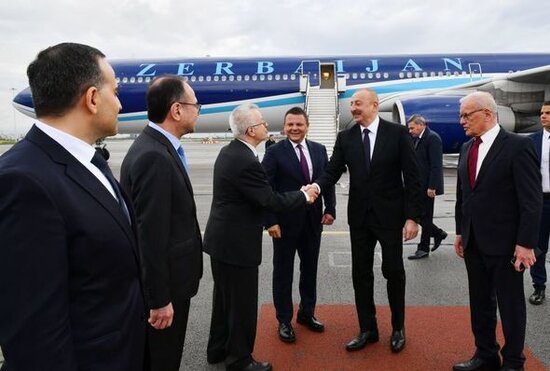 Azərbaycan Prezidenti İlham Əliyev Bolqarıstana işgüzar səfərə gedib - FOTO