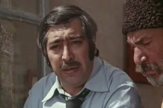 İçkiyə meyilli olan aktyor: "İşıqları söndür, mən onu qəflətən qucaqlayacam"