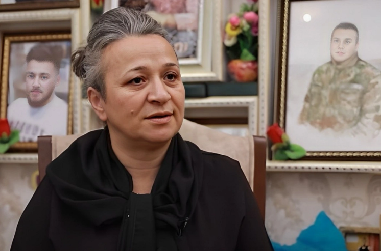Şəhid anası: "Oğlum güllə yarası ilə 4 saat döyüş yerində qalıb"