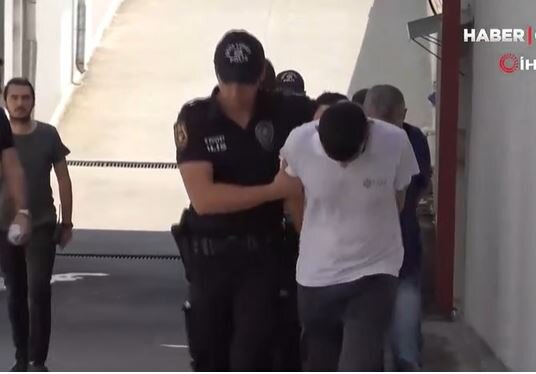 Qadın cildinə girərək arvadını vurub sevgilisini öldürdü - VİDEO