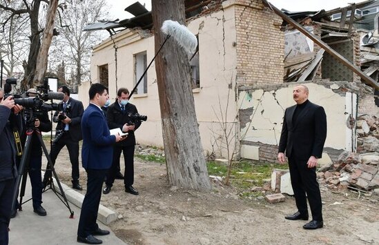 Gəncənin sürətli inkişafı hamını sevindirir