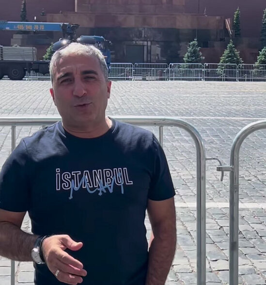 İllər sonra "Məhəllə 2 Moskvada" filmindəki "Lenin"in kimliyini açıqladı