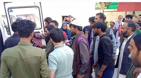 Ölü elan edilən körpə basdırıldıqdan bir saat sonra qəbirdən diri çıxarıldı - FOTO/VİDEO