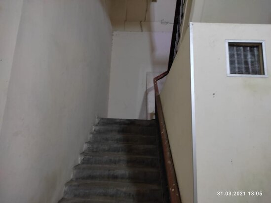 Çox təcili!Tarqovu Firuzə restoranının üstündə 2otaqlı mənzil satılır!