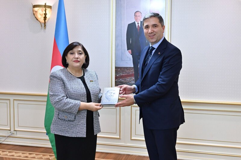 Sahibə Qafarova Türkiyə Respublikasının Ədalət və İnkişaf Partiyasının sədr müavininin başçılıq etdiyi nümayəndə heyəti ilə görüşüb