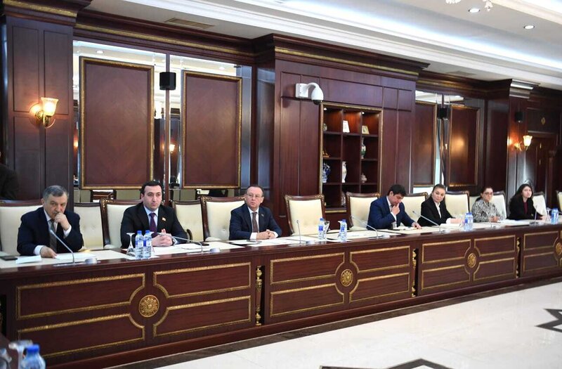 Milli Məclisin Müdafiə, təhlükəsizlik və korrupsiya ilə mübarizə komitəsinin iclası keçirilib