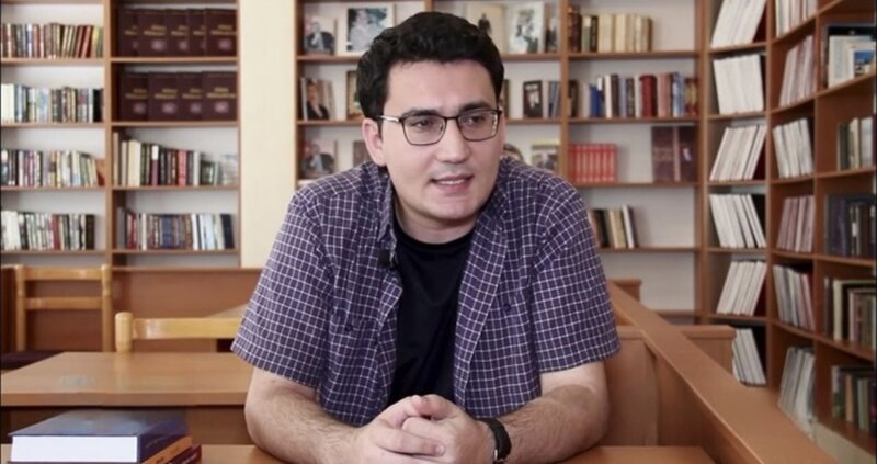 "Xaricdə soruşurlar ki, doğrudan, əsgərləriniz gecə dağlara dırmaşıb düşmənə hücum edib?"