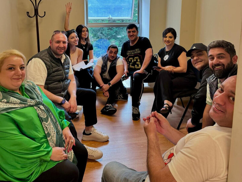 "Komedixana"nın ulduzları haralıdır? — Təəccüblənəcəksiniz - siyahı