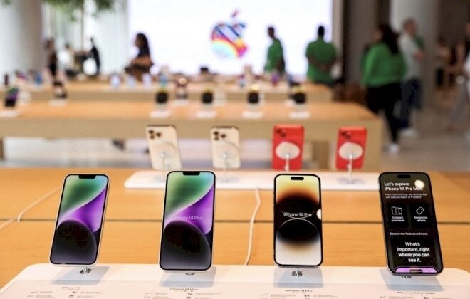 Bakıda "Ayfon 17″yə görə izdiham: yüzlərlə insan tələyə düşdü (FOTO)