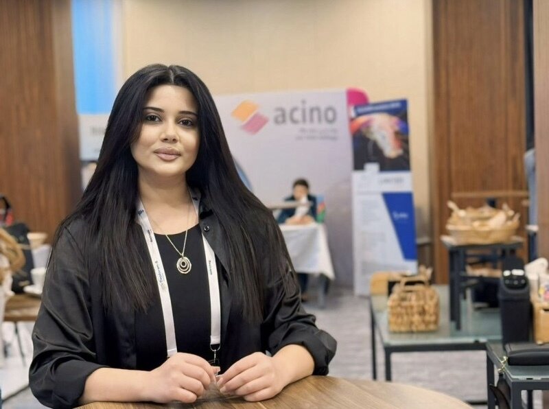 Bakıda "Ayfon 17″yə görə izdiham: yüzlərlə insan tələyə düşdü (FOTO)