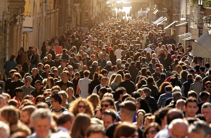 40 ildən sonra dünya əhalisi yarıbayarı AZALA BİLƏR