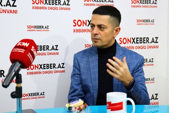 "Sosial şəbəkələrdəki statusları araşdırmadan tirajlayanlar özlərini peşəkar jurnalist sayır"