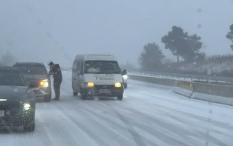 Bakı-Şamaxı yolunda hərəkət çətinləşdi - VİDEO