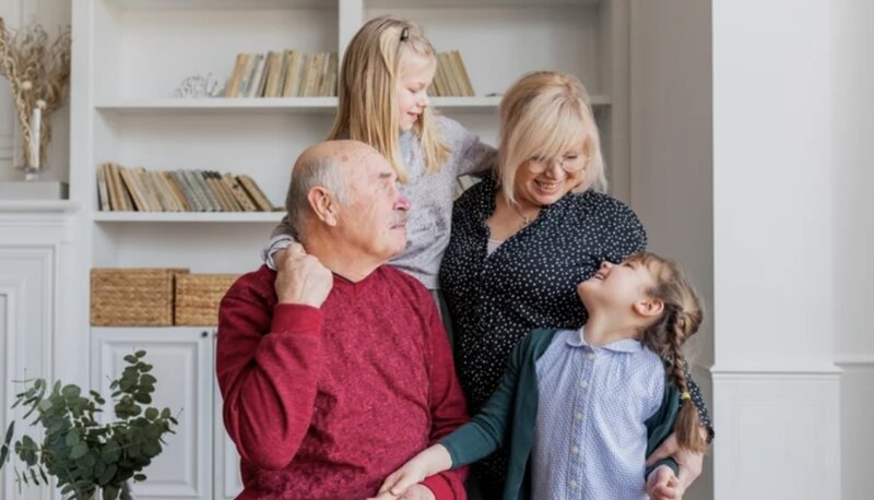 Valideynləri qocalar evinə göndərmək: Sevgi çatışmazlığı, yoxsa sosial reallıq? - AÇIQLAMA