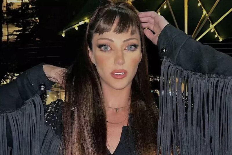 "İnsan Barbie" kimi tanınan fenomen evində ölü tapıldı