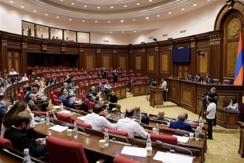 Ermənistan parlamenti Aİ ilə bağlı qanun layihəsini QƏBUL ETDİ