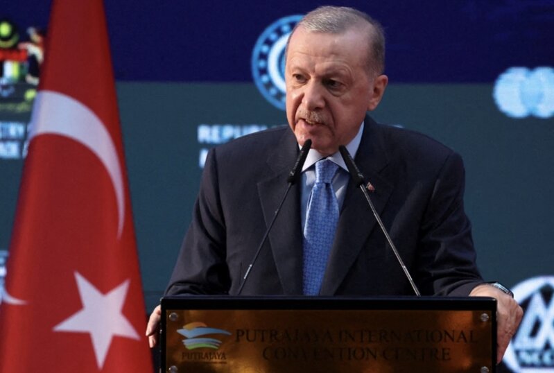 Ərdoğan: "Bəzi qüvvələr hakimiyyətlə cəmiyyət arasında münasibətlərə xələl gətirməyə çalışır"