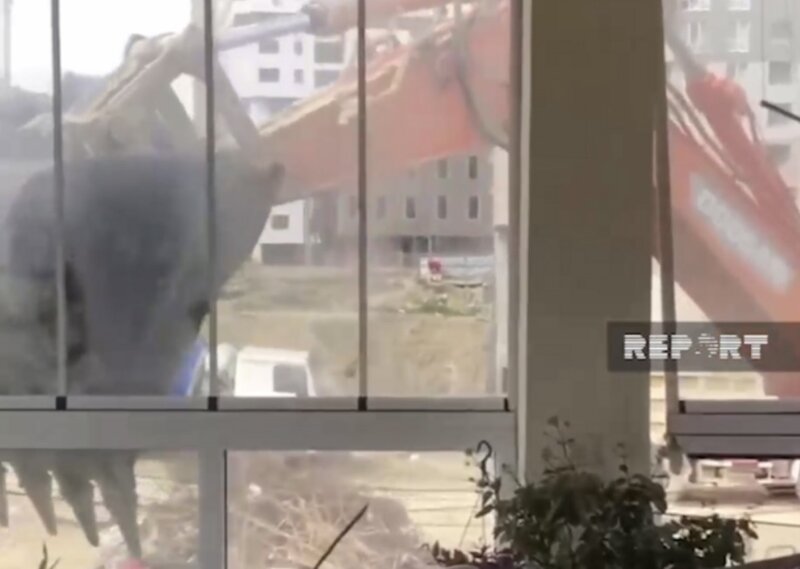 Bakıda yaşayış olan evin sökülməsi ilə bağlı cinayət işi açılıb