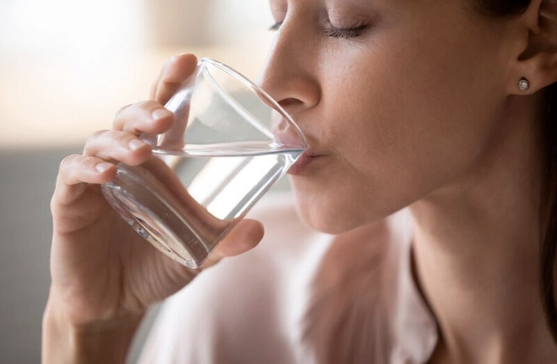 Miflərə son: Gündəlik su qəbulu norması haqqında həqiqət