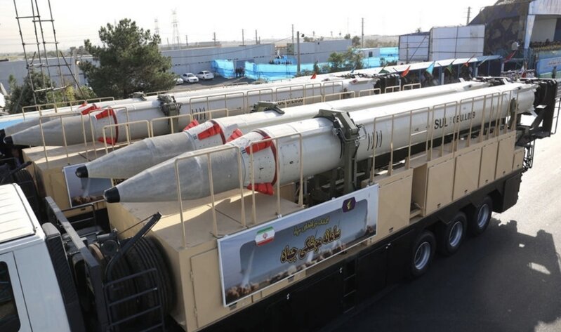 "Pandora qutusu" açıldı: İran raketləri ABŞ bazalarını hədəfə alıb