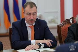 Спецпредставитель ЕС Тойво Клаар прибыл в Баку