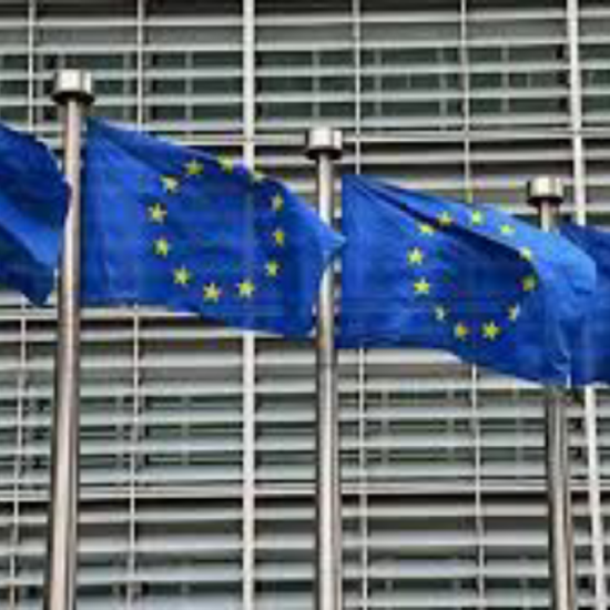 Еврокомиссия окажет гуманитарную помощь Украине