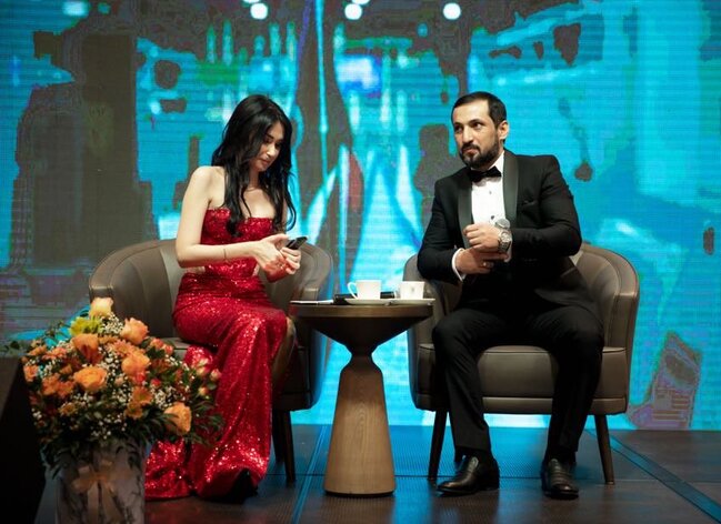 Məşhurların iştirakı ilə ilin ilk "Azerbaijan Best Awards" mükafatlandırma layihəsi baş tutdu - FOTO