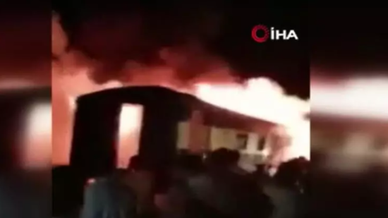 Pakistanda qatarda yanğın oldu: 7 ölü
